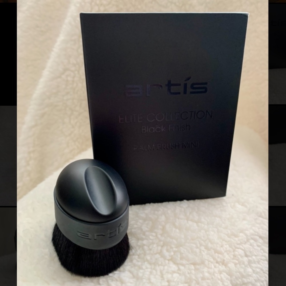 Artis Elite Black Palm Brush Mini